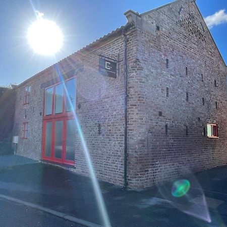 C Farmhouse Accommodation Alne エクステリア 写真