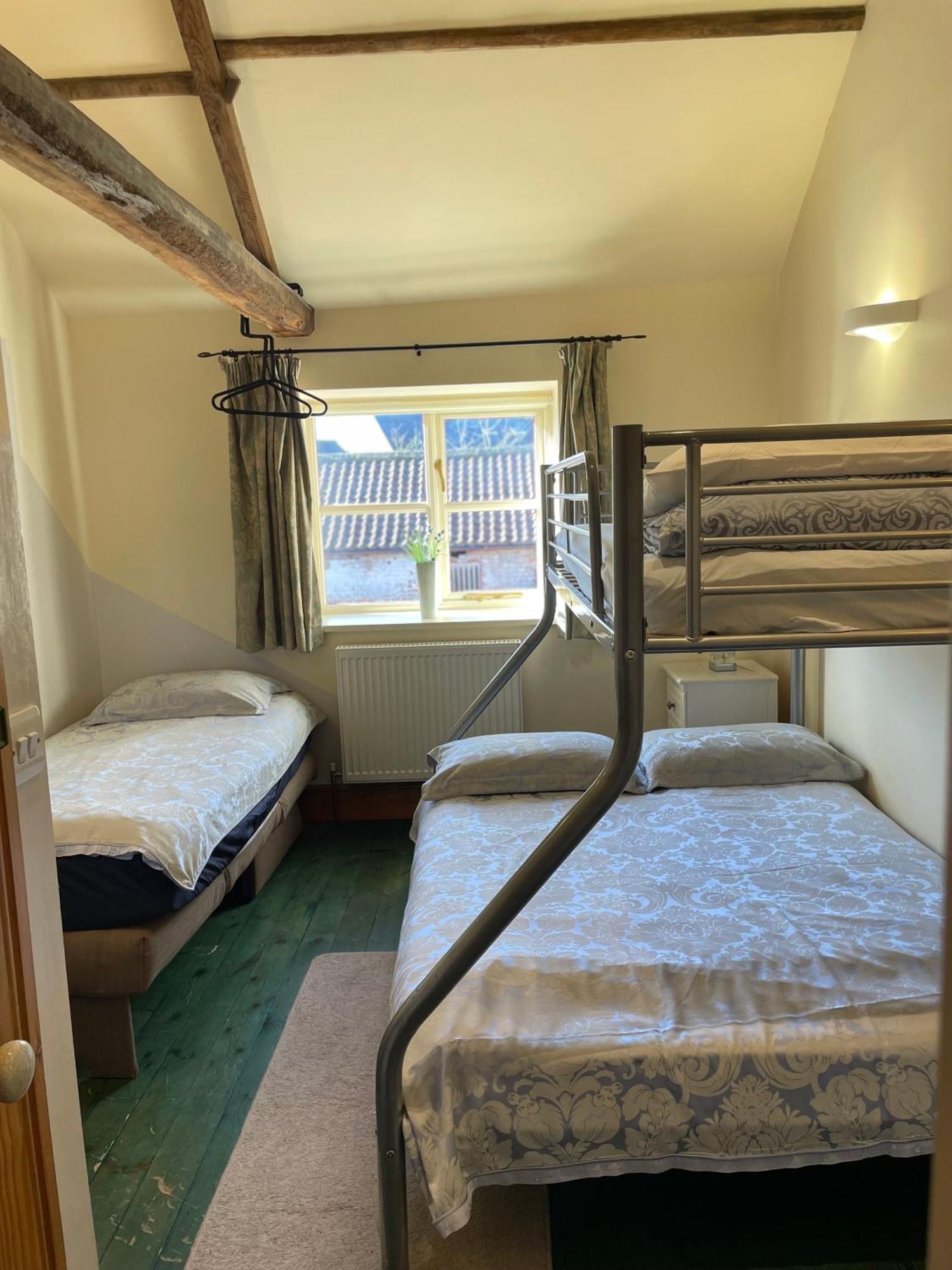 C Farmhouse Accommodation Alne エクステリア 写真