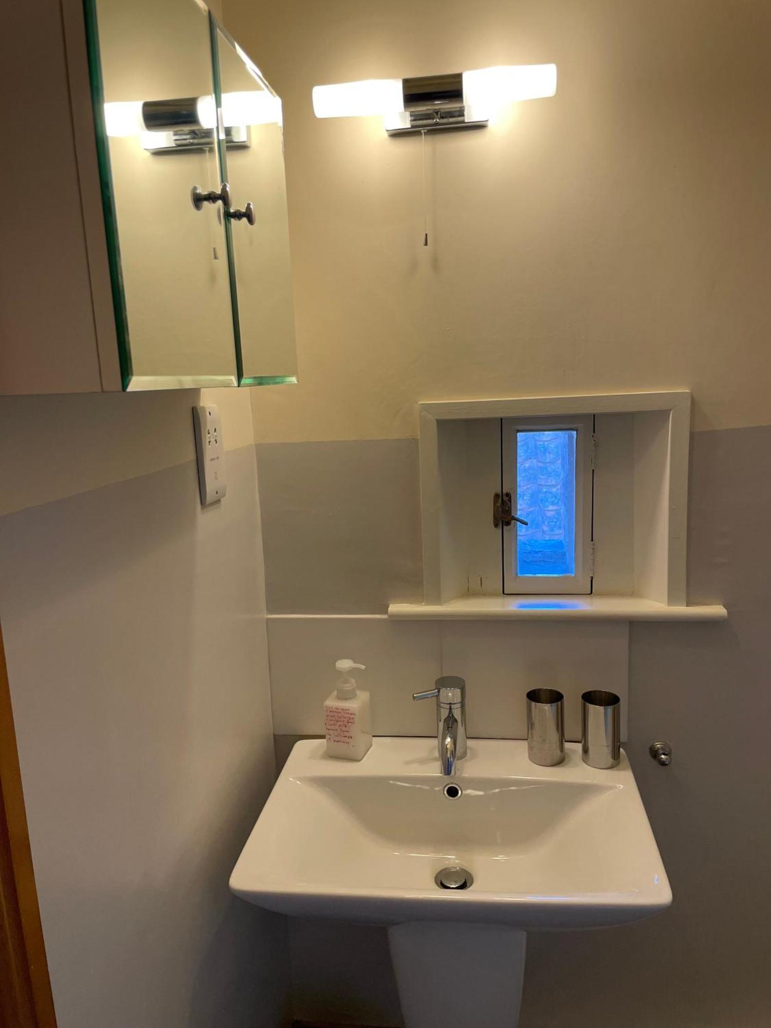 C Farmhouse Accommodation Alne エクステリア 写真